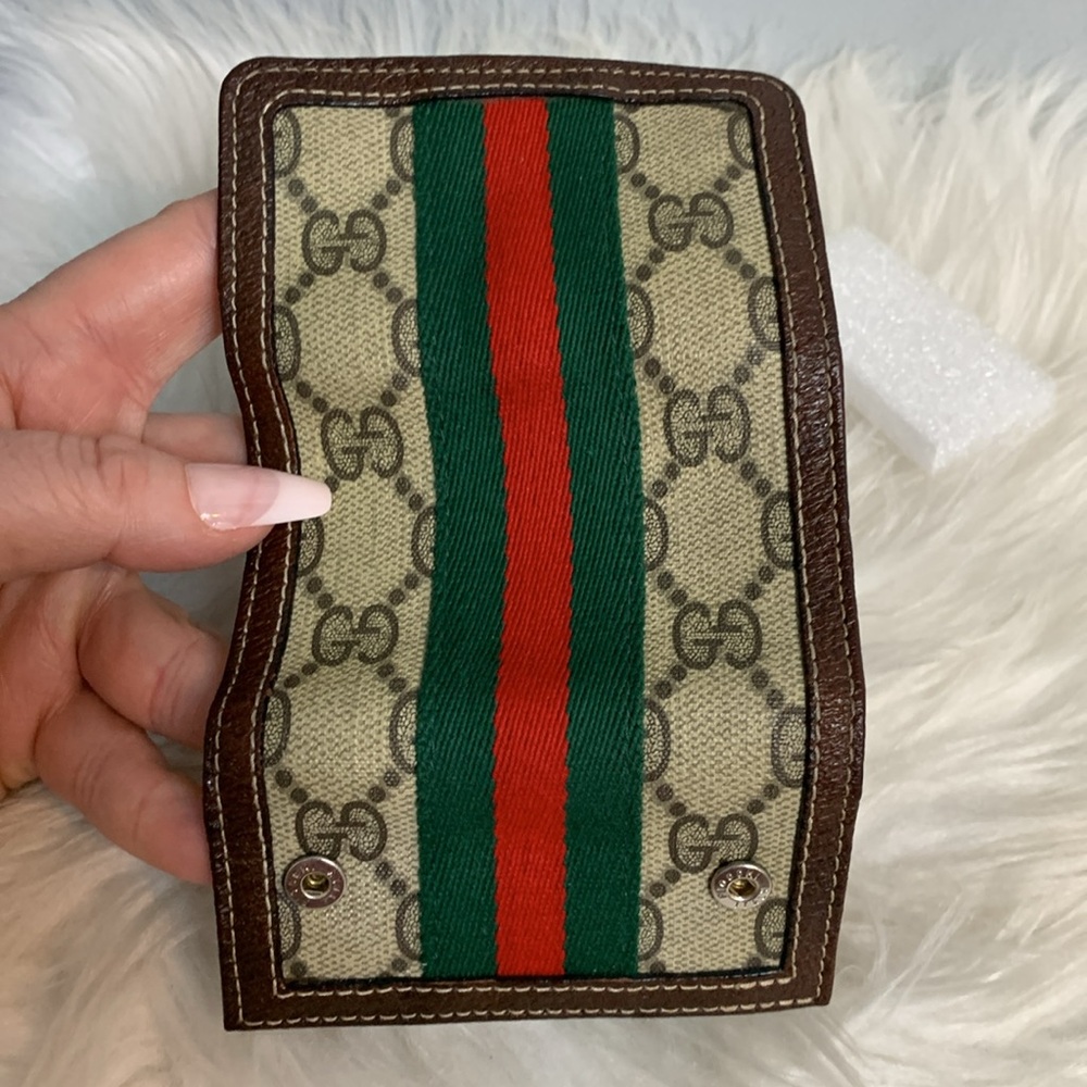 Gucci Beige GG Canvas Key & Card Holder with Brown Trim and Green/Red Stripe - Picture 6 of 16